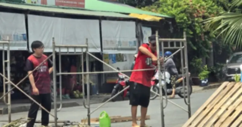 Tây Ninh: Dân rào đường đất thuê, cư dân khu dân cư Phúc Long 'mắc kẹt'