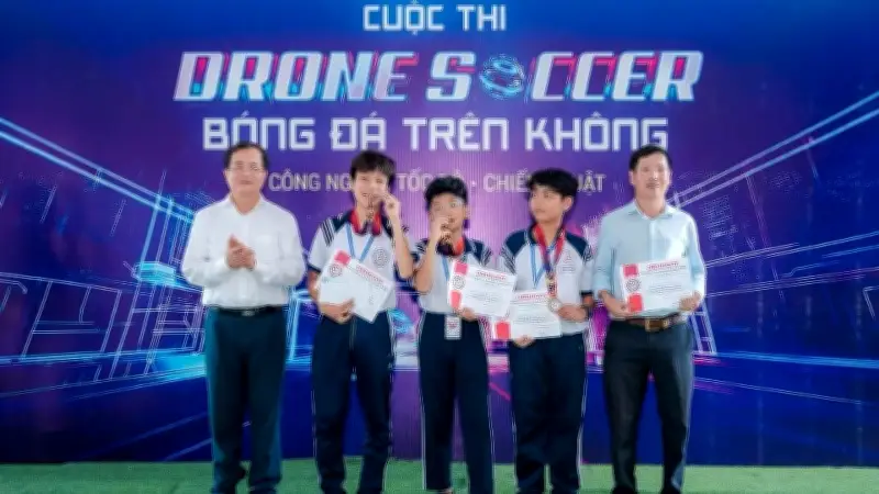 Tây Ninh: Học Sinh Thi Đấu Drone Soccer Sôi Nổi Trong Tuần Lễ Khoa Học Công Nghệ 2026