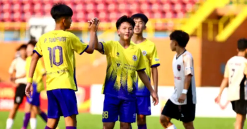 U15 Hà Nội I Thắng Đậm 8-1, Tạm Dẫn Đầu Bảng C Giải U15 Quốc Gia