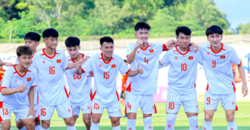 U17 Việt Nam tạo địa chấn, đánh bại U17 Australia ở bán kết giải DNA Cup
