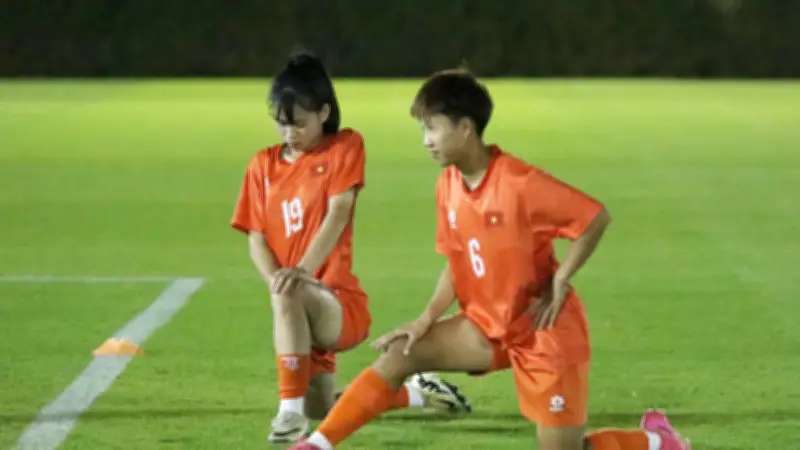 U20 Nữ Việt Nam Tập Tối Để Thích Nghi Trước Trận Gặp Thái Lan