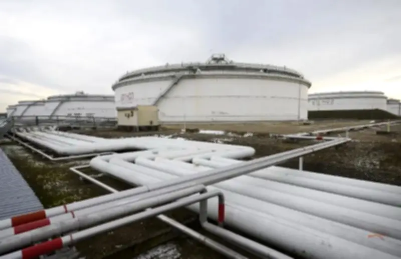 Ukraine Khôi Phục Tuyến Đường Ống Druzhba, Nối Dòng Dầu Nga Tới Châu Âu