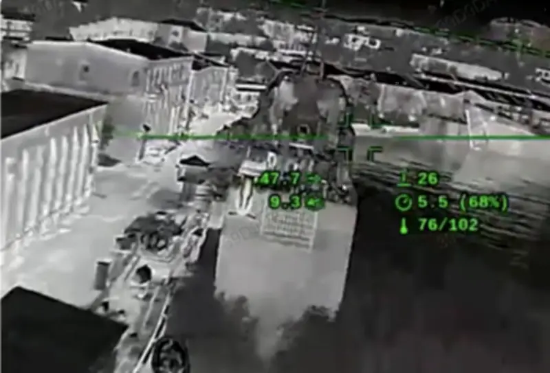 Ukraine tấn công loạt tàu chiến và máy bay Nga tại Crimea