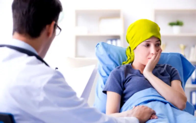 Ung thư không tự nhiên đến: 3 tín hiệu cơ thể phát ra sớm nhưng nhiều người bỏ qua