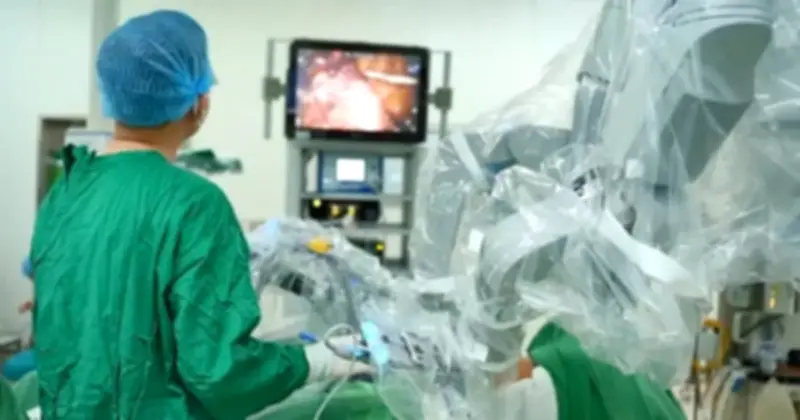 Ung thư thực quản trẻ hóa: Cảnh báo từ Bệnh viện Chợ Rẫy và giải pháp robot