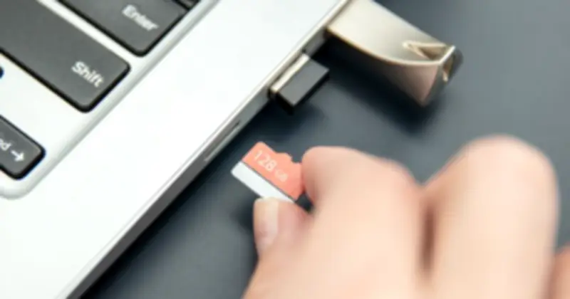 USB và thẻ nhớ: 'Đồng hồ đếm ngược' tuổi thọ dữ liệu và cách bảo vệ hiệu quả