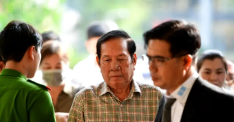 Vụ bán đất vàng bến Vân Đồn: Cựu lãnh đạo Tập đoàn Cao su lãnh 14 năm tù