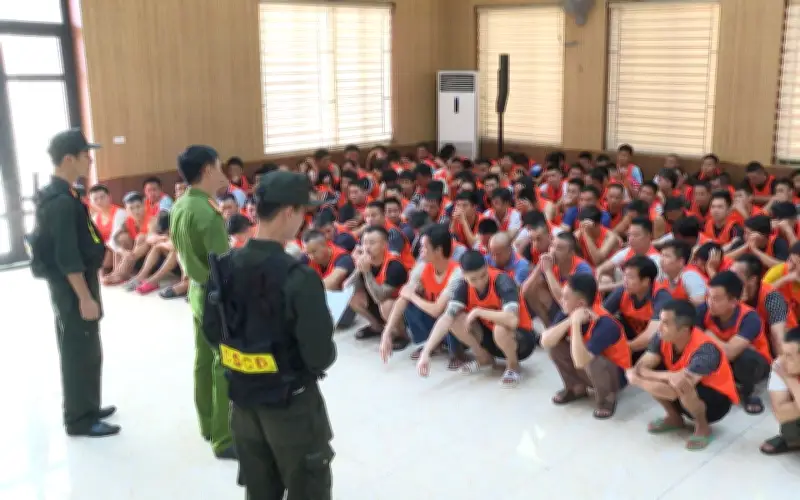 Vợ chồng người Việt cầm đầu đường dây đánh bạc xuyên quốc gia 1.200 tỷ