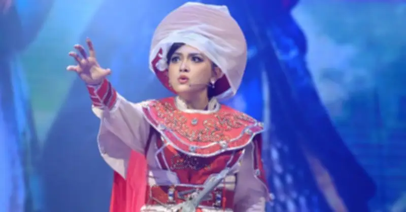 Vụ chấu gái NSƯT Vũ Linh: Khó xử trước trường hợp tự phong lệch chuẩn