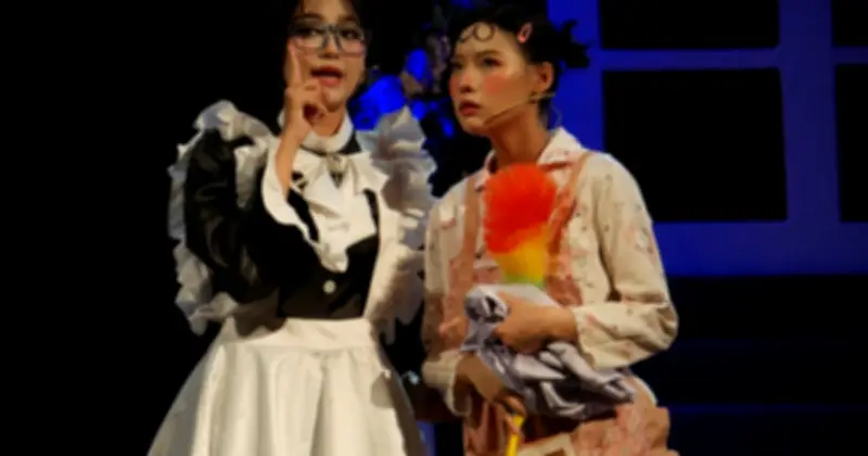 Vở diễn 'Song Diện' - Phép thử cuối cùng của học viên sân khấu trước ngưỡng cửa nghề nghiệp