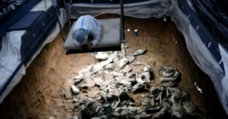 Vũ khí 3.000 năm tuổi từ thiên thạch gây chấn động giới khảo cổ tại Tam Tinh Đôi