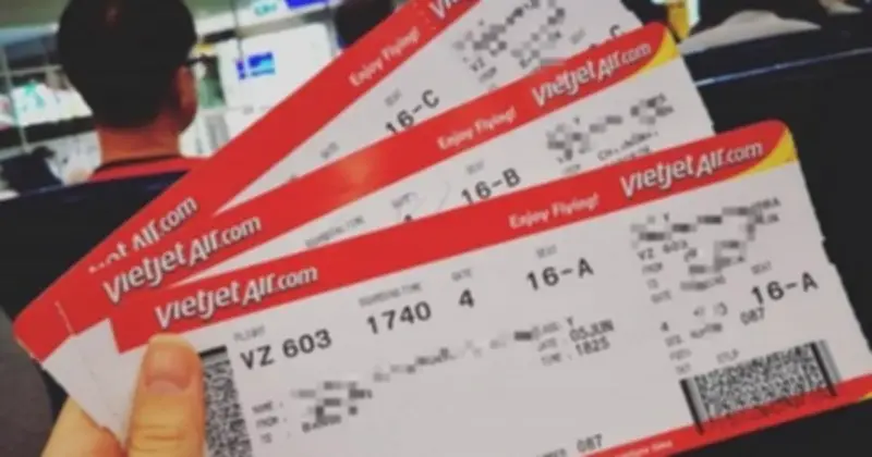 Vé Máy Bay 0 Đồng: Bí Mật Phía Sau Những Con Số 'Miễn Phí'