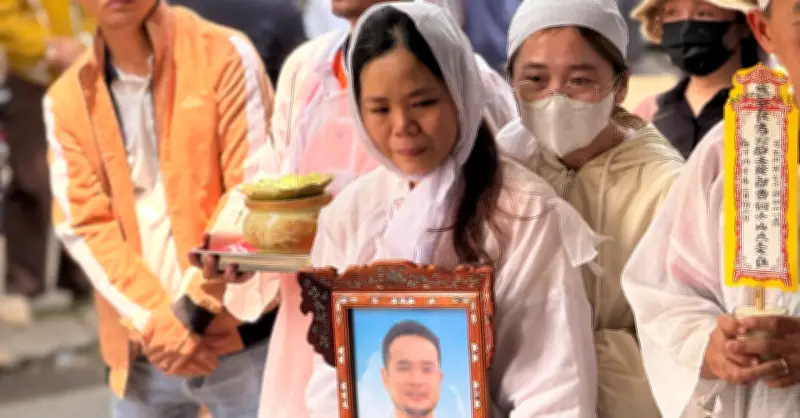 Vụ án taxi: Con nhỏ liên tục hỏi 'Cha đi đâu vậy mẹ?' sau tang lễ tài xế