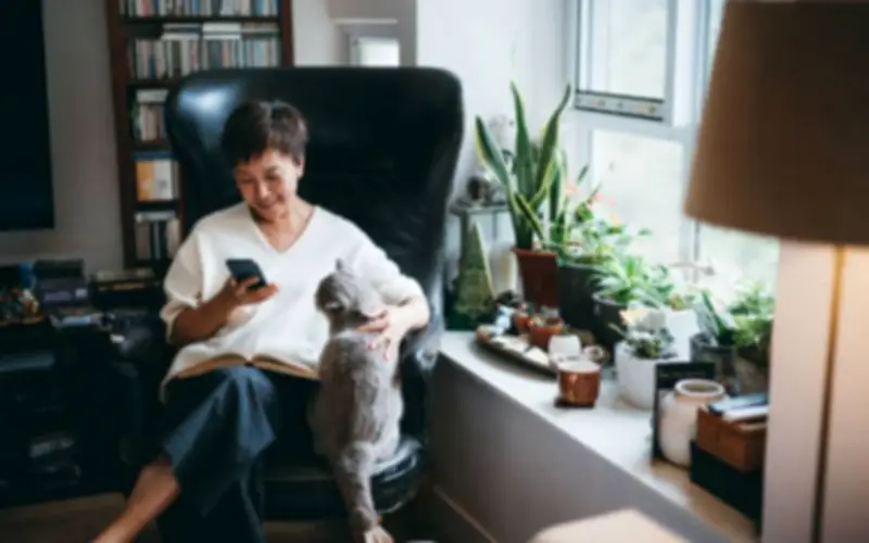 Về quê hưu trí, tôi bất ngờ phải đổi nhà với anh trai do mẹ sắp xếp