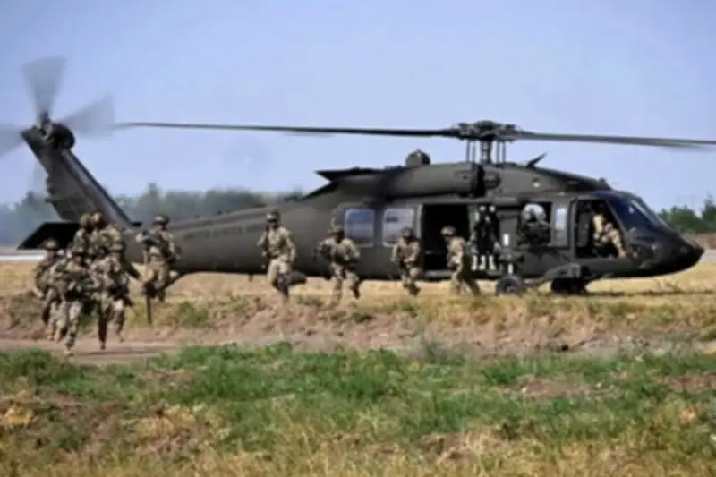 Vì sao Mỹ cần 155 máy bay hàng trăm đặc nhiệm giải cứu phi công ở Iran?