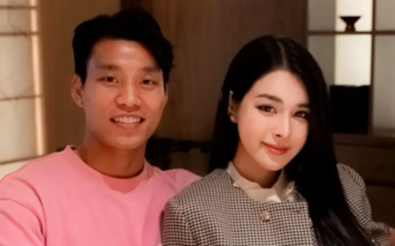 Vợ sắp cưới của cầu thủ Văn Thanh: Hơn 3 tuổi, quê Ninh Bình, thành công trong kinh doanh