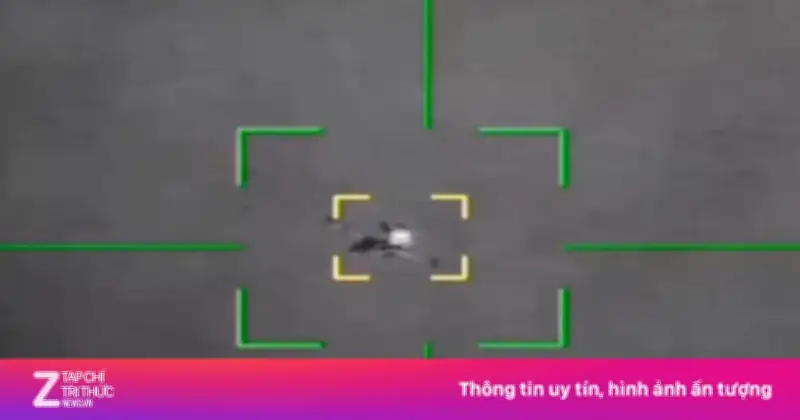 Video ghi lại khoảnh khắc máy bay A-10 Mỹ bắn hạ tên lửa Iran