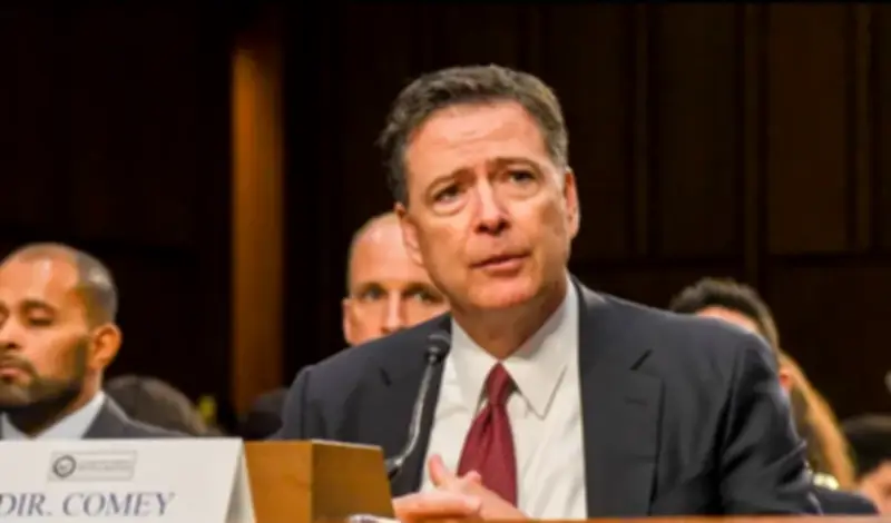 Video Mỹ truy tố cựu Giám đốc FBI vì đe dọa Tổng thống