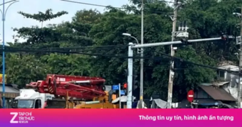 Video: Xe tải lao vào đám đông ở TPHCM, nhiều người thương vong