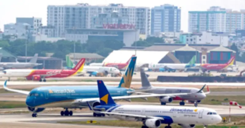 Vietnam Airlines và các hãng bay cắt giảm hàng loạt đường bay do giá nhiên liệu và nhu cầu thấp