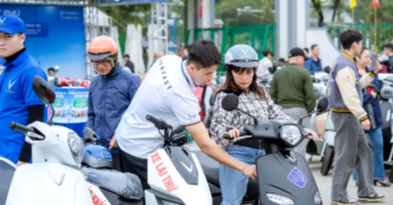 VinFast Lập Kỷ Lục 135.000 Đơn Hàng Xe Máy Điện, Khẳng Định Vị Thế Dẫn Đầu