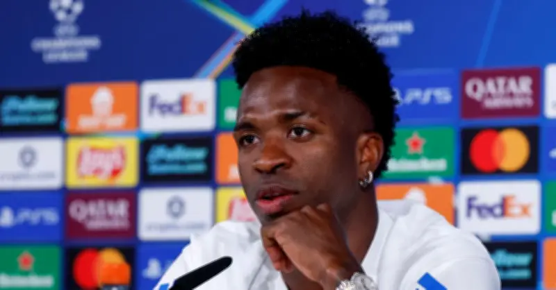 Vinicius Junior: Từ khủng hoảng dưới thời Xabi Alonso đến bùng nổ cùng Arbeloa