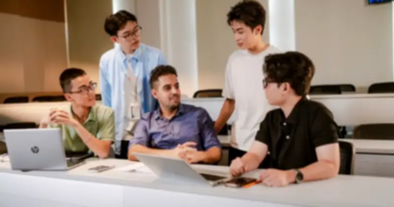 VinUni Khai Giảng Khóa Đầu Tiên Chương Trình Đào Tạo 20.000 Nhân Tài AI Thực Chiến