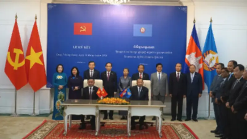 Việt Nam - Campuchia Ký Kết Bản Ghi Nhớ Hợp Tác Giai Đoạn 2026-2030 Tại Viêng Chăn