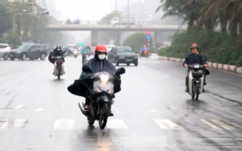 Việt Nam đối mặt đợt nắng nóng bất thường, nhiệt độ cao hơn 8-12 độ C so với trung bình