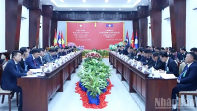 Việt Nam - Lào tăng cường hợp tác an ninh, ký kết Biên bản Hội nghị lần thứ XVI