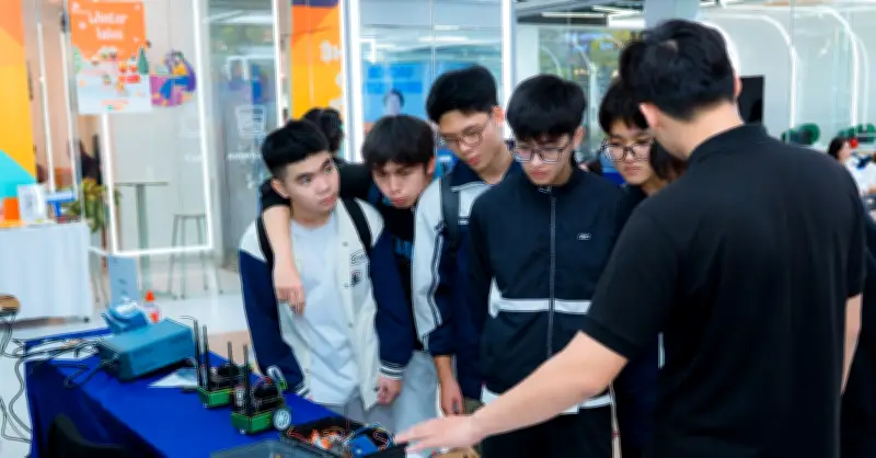Việt Nam Đón Làn Sóng Đầu Tư Bán Dẫn, Cơ Hội Việc Làm Rộng Mở Cho Kỹ Sư