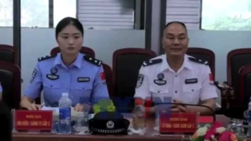 Việt Nam - Trung Quốc hội đàm biên giới, trao danh hiệu sứ giả hữu nghị tại Lào Cai