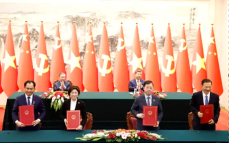 Việt Nam và Trung Quốc ký nghị định thư kiểm dịch cho bưởi, chanh xuất khẩu