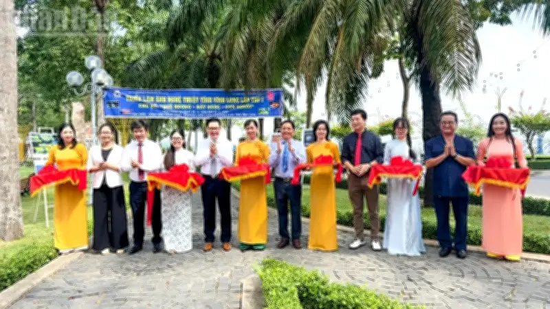 Vĩnh Long: Triển lãm 170 tác phẩm tranh, ảnh nghệ thuật chào mừng các ngày lễ lớn