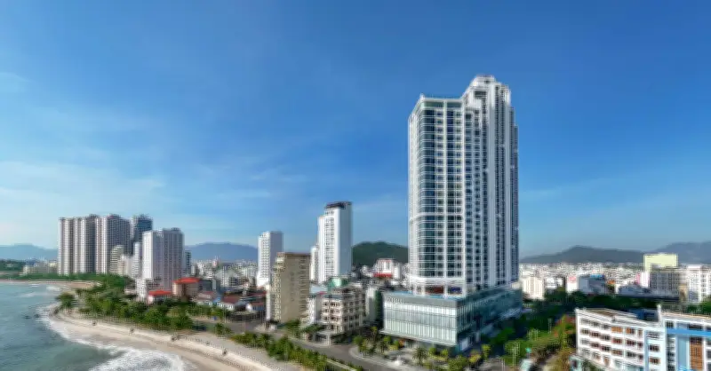 Voco Scenia Bay Nha Trang: Điểm Nghỉ Dưỡng Thư Thái Bên Vịnh Biển Độc Đáo