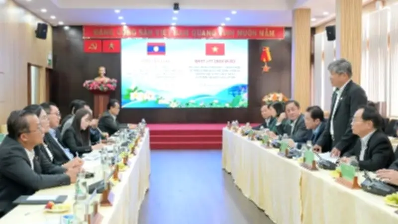 VRG và Lào tăng cường hợp tác cao-su, mở rộng đầu tư bền vững tại 5 tỉnh