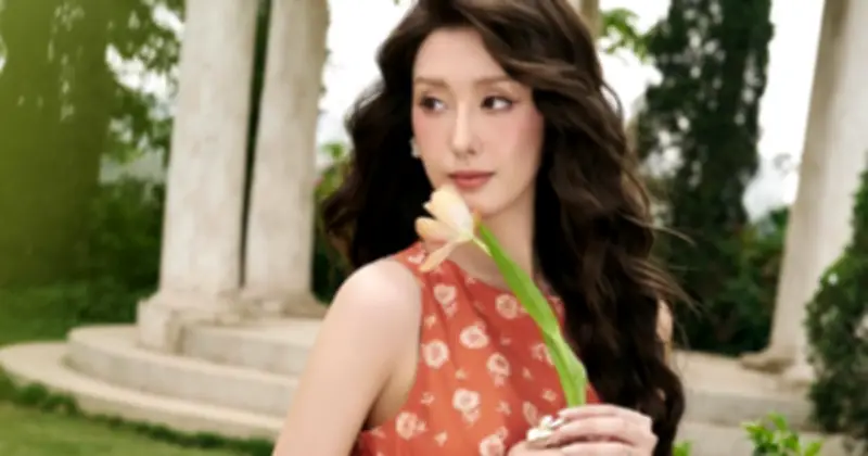 Váy Không Tay: Trang Phục 'Must-Have' Cho Mùa Hè Thanh Lịch Và Thoáng Mát