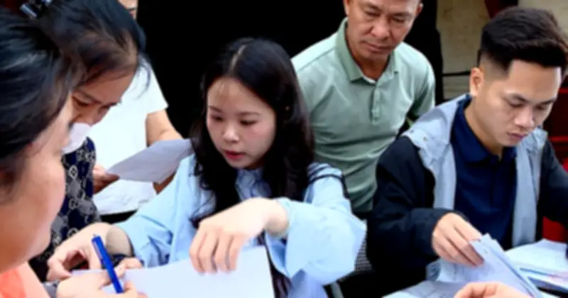 Xã Hồng Vân duy trì làm việc xuyên lễ để giải phóng mặt bằng dự án Khu đô thị thể thao Olympic