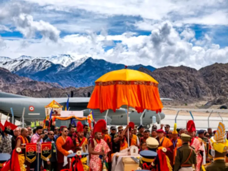 Xá lợi Đức Phật lần đầu được cung rước khỏi Bảo tàng Quốc gia Ấn Độ