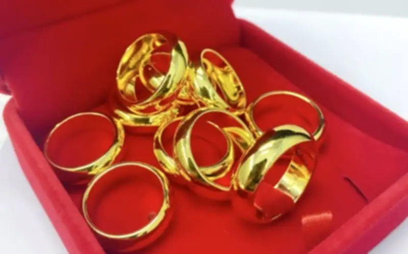 Xúc động: Con dâu tặng 5 nhẫn vàng ngày sinh nhật, mẹ chồng ngã ngửa khi biết sự thật
