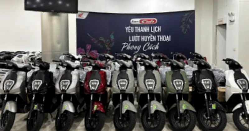 Xe máy điện giảm giá mạnh, nhiều mẫu hot vẫn khó nhận xe ngay