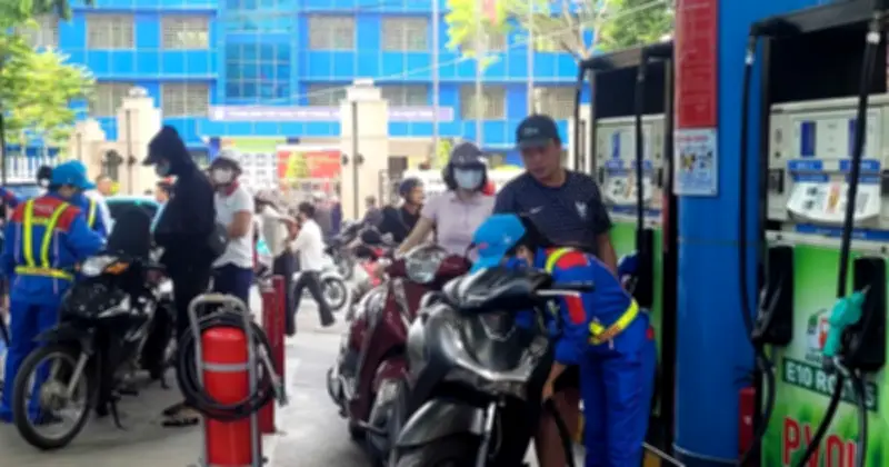 Xăng E10 thay thế hoàn toàn xăng khoáng từ 30/4: Lợi ích vượt trội về môi trường và kinh tế