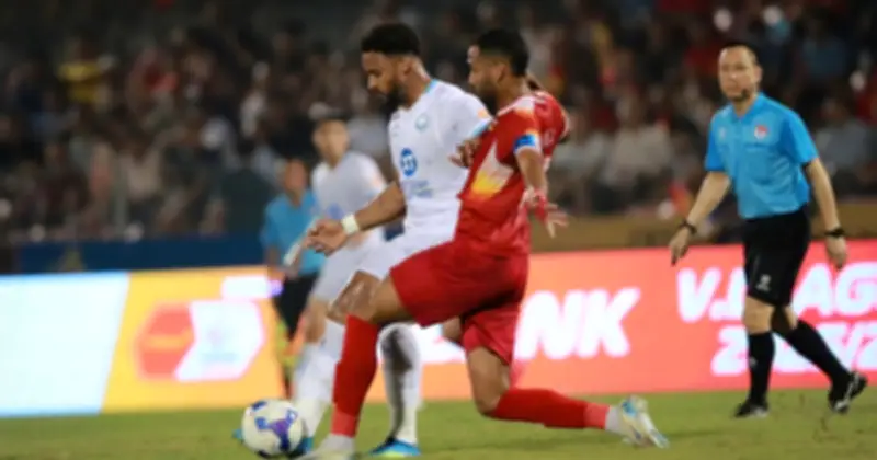 Xuân Sơn tỏa sáng, Nam Định thắng đậm 2-0 trước Hà Tĩnh tại V-League