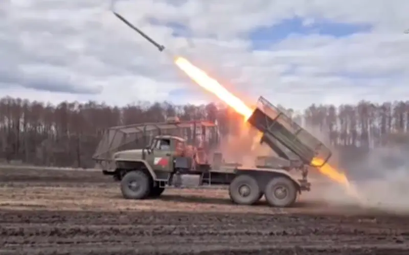 Xung đột ác liệt tại Sumy, Kharkiv và Pokrovsk: Quân Nga tiến sâu vào lãnh thổ Ukraine