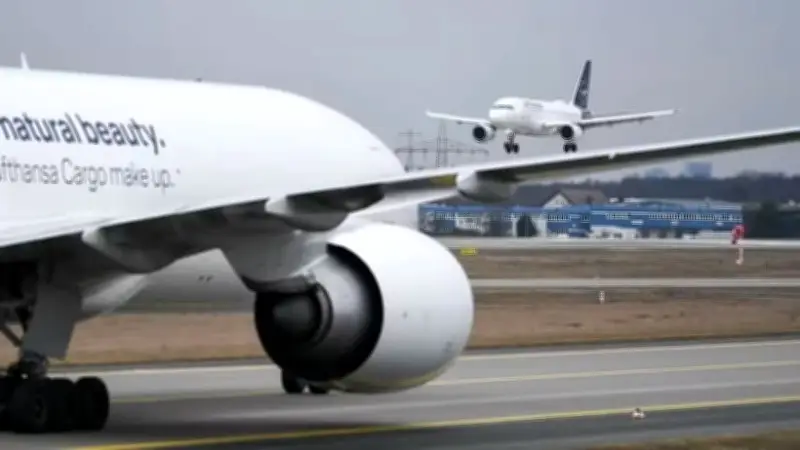 Xung đột Trung Đông gây chấn động ngành hàng không toàn cầu, giá nhiên liệu tăng vọt