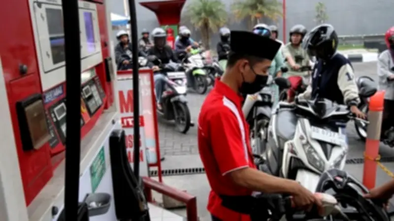 Xung đột Trung Đông đẩy giá nhiên liệu tăng, ngành hàng không toàn cầu ứng phó