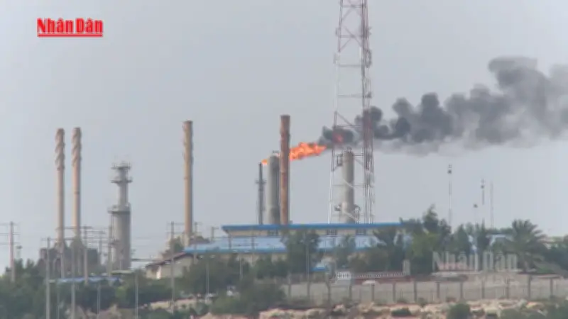 Xuất khẩu dầu vùng Vịnh giảm gần 50% do căng thẳng tại eo biển Hormuz