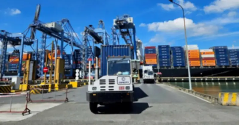 Xuất khẩu Việt Nam tăng mạnh 17% trong quý 1/2026 bất chấp biến động toàn cầu