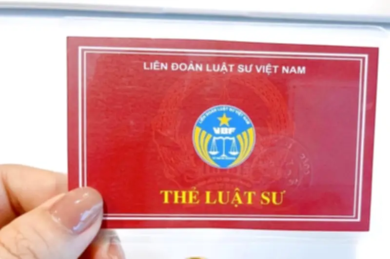 Đề xuất luật sư phải có bản lĩnh chính trị vững vàng, đạo đức nghề nghiệp cao