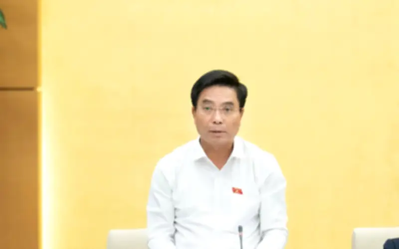 Ủy ban Thường vụ Quốc hội chỉ ra 173 văn bản pháp luật ban hành chậm trong năm 2025